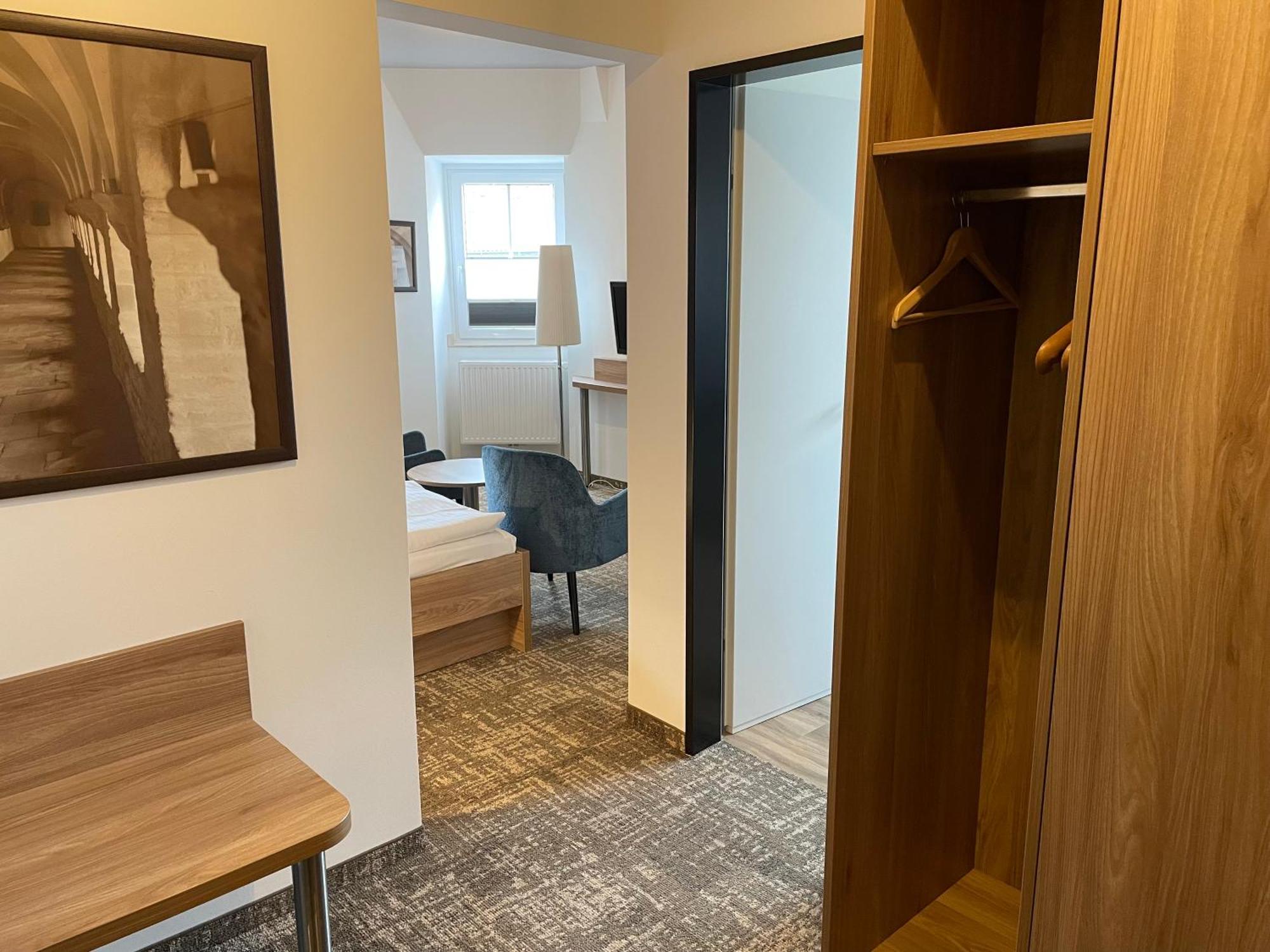Dom Hotel Osnabrück Екстериор снимка