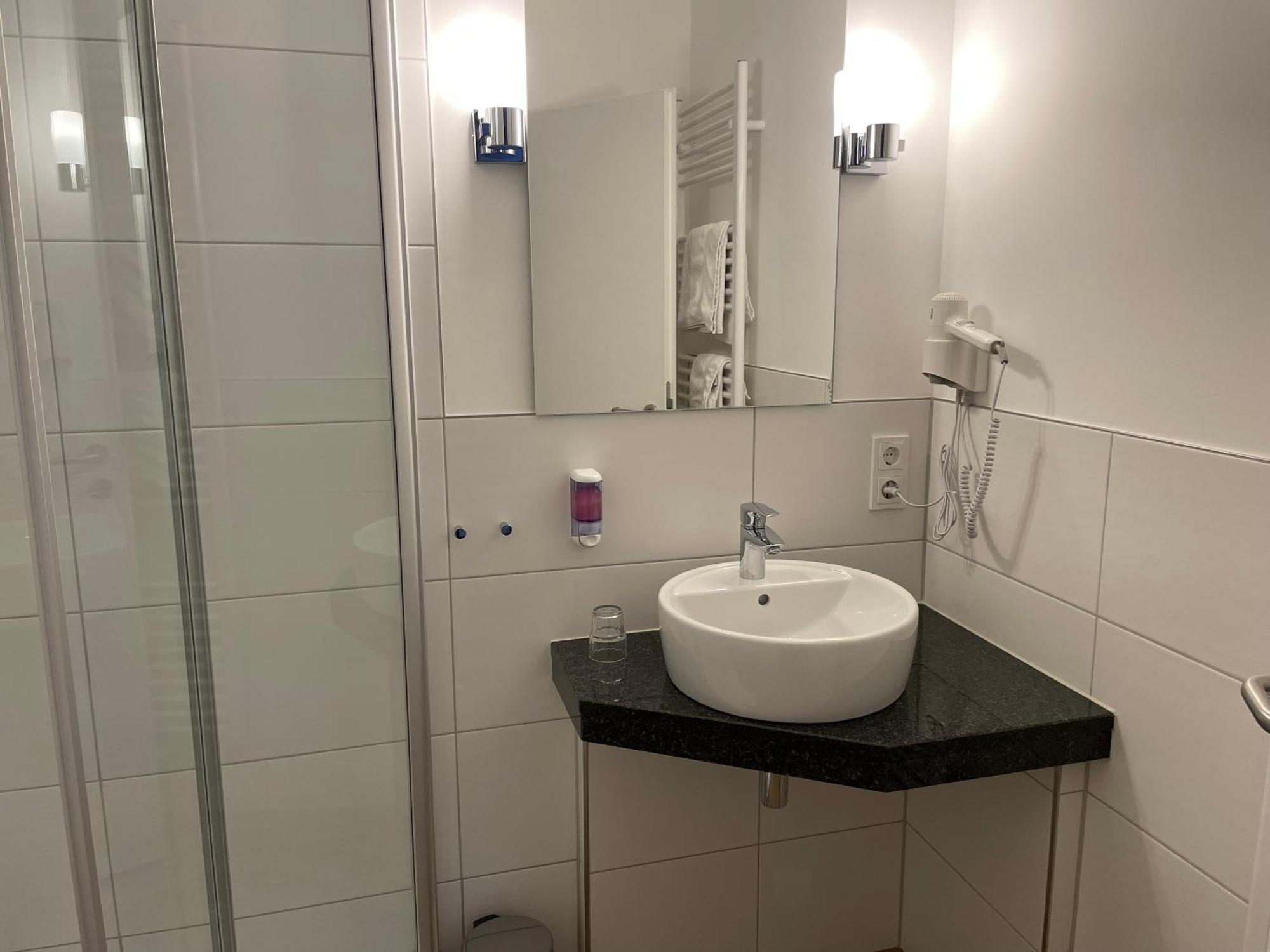 Dom Hotel Osnabrück Екстериор снимка