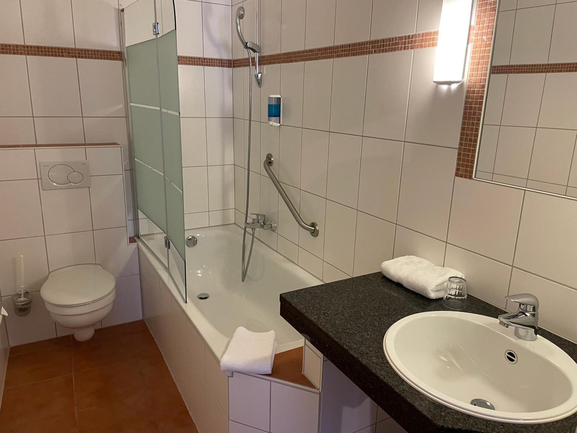 Dom Hotel Osnabrück Екстериор снимка
